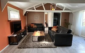 Linderhuisje, Rust, Ruimte, Privacy En Natuur